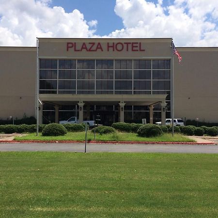 Plaza Hotel And Suites Pine Bluff Exterior photo