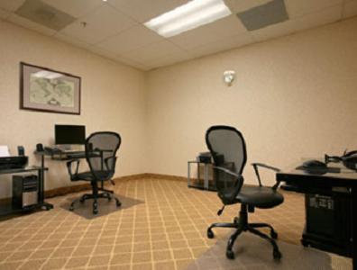 Plaza Hotel And Suites Pine Bluff Facilities photo