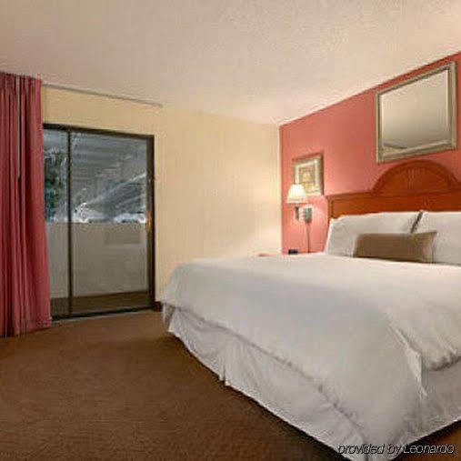 Plaza Hotel And Suites Pine Bluff Room photo